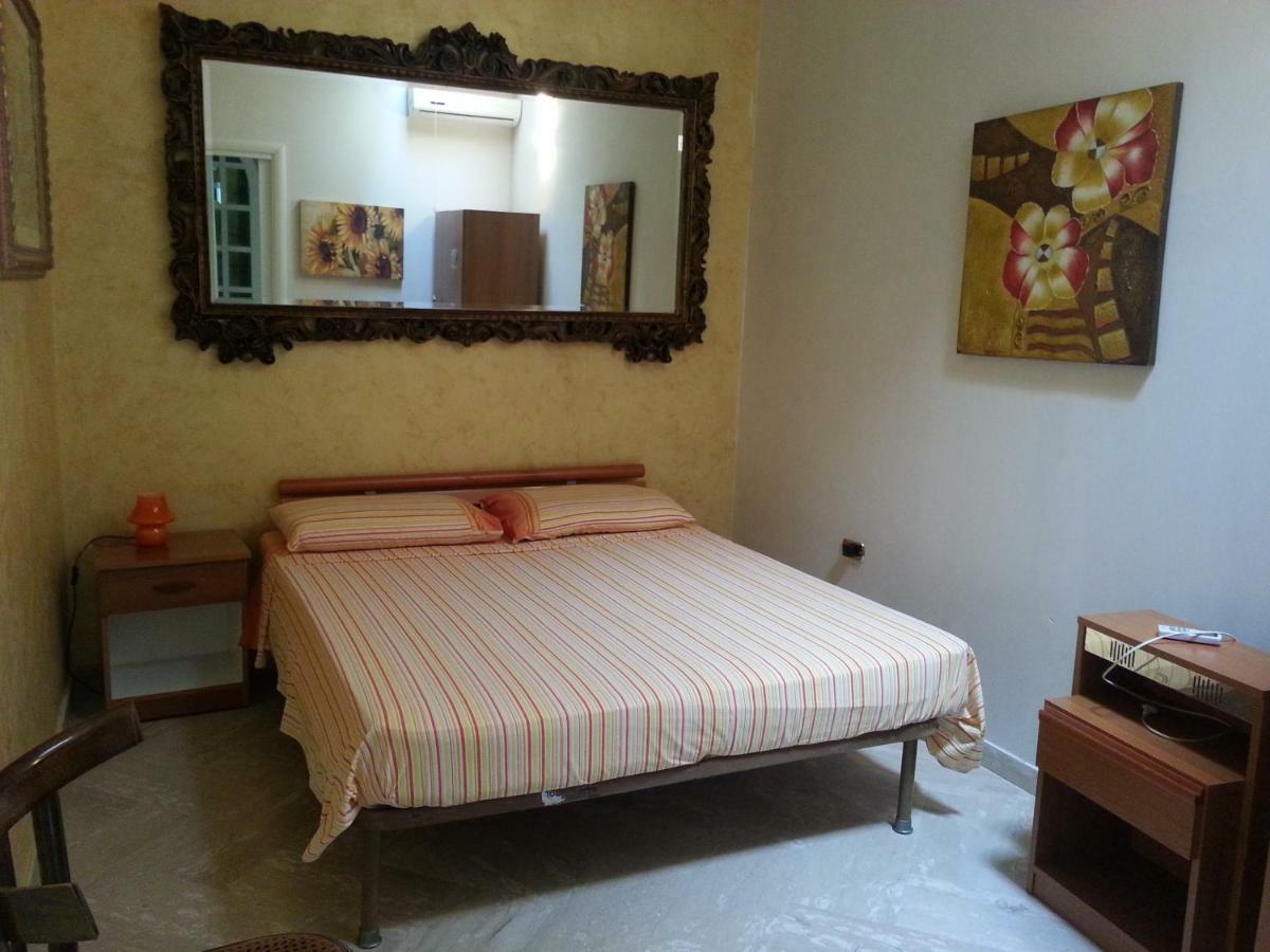 B&B Lu Sule Torchiarolo Kültér fotó